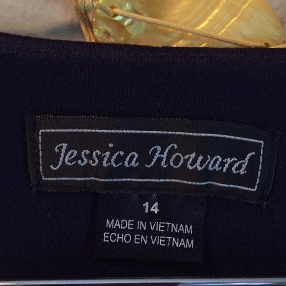 Jessica Howard Women’s Dress and Necklace - Picture 5 of 5